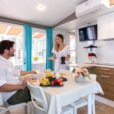 Ca' Pasquali Village 5*