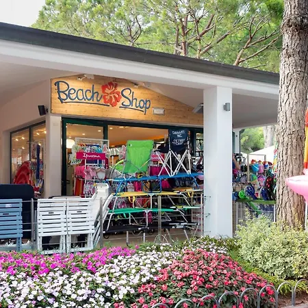 Üdülőközpont Ca' Pasquali Village 5*