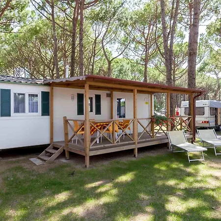 Ca' Pasquali Village 5*