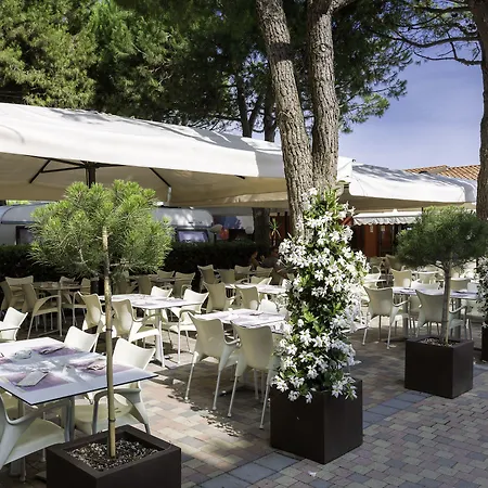 Ca' Pasquali Village