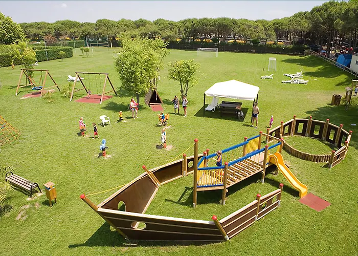 אתר נופש Ca' Pasquali Village 5*