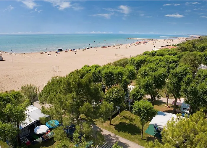 אתר נופש Ca' Pasquali Village 5*